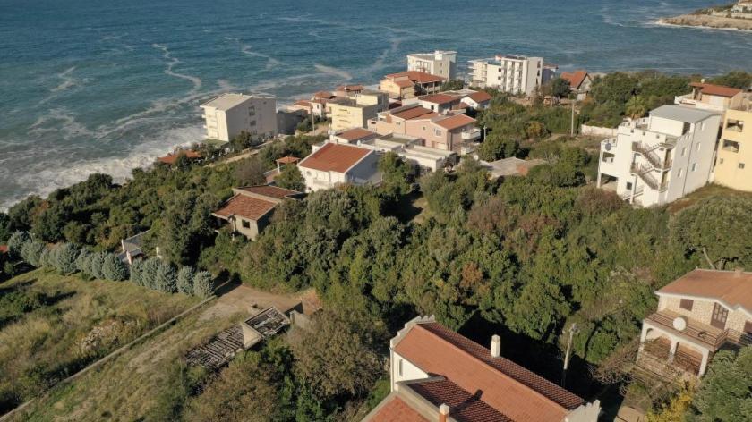 Apartments Lux Lukic Утьеха Экстерьер фото